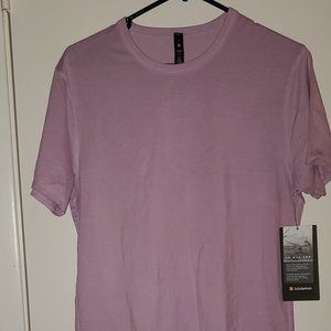 T -SHIRT